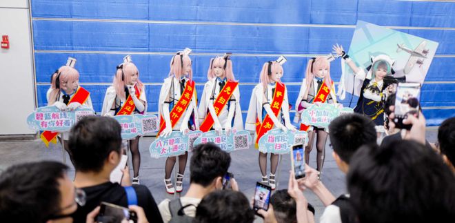 蓝航线》的线下活动就跟回家了一样AG真人旗舰厅登录每次参加《碧(图14)